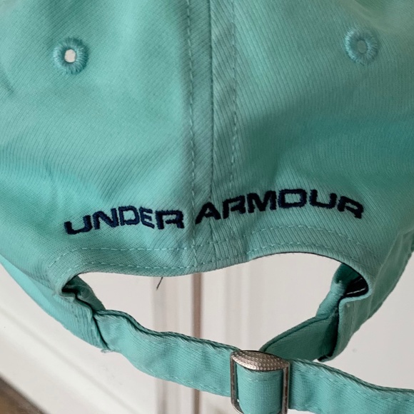 UA Free Fit Golf Hat - Picture 3 of 5